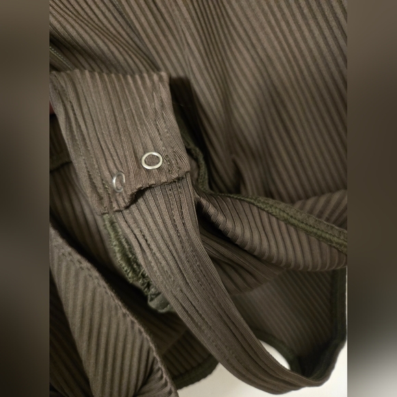 Abercrombie & Fitch Dark Green Ribbed Bodysuit - Picture 6 of 9